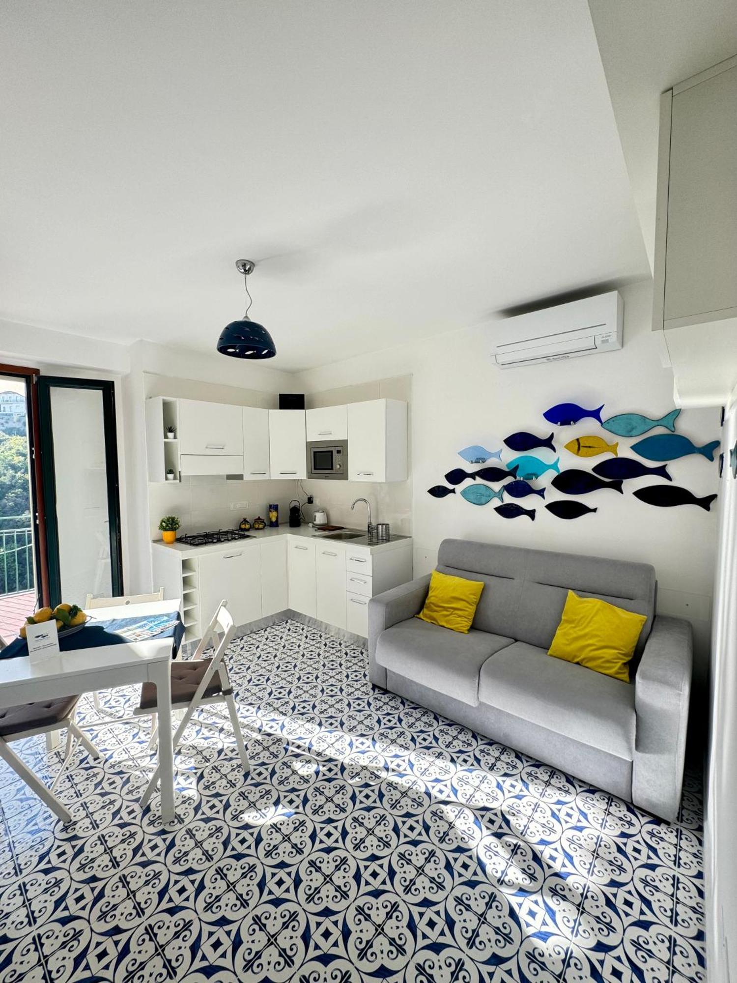 Apartamento Panoramic Flat Amalfi Coast - Sea View 1 Vietri Exterior foto
