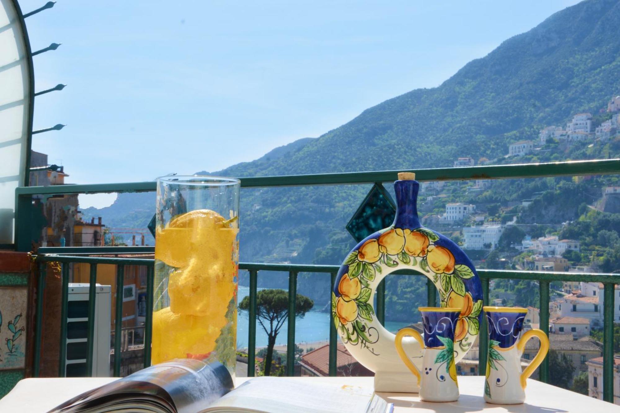 Apartamento Panoramic Flat Amalfi Coast - Sea View 1 Vietri Exterior foto