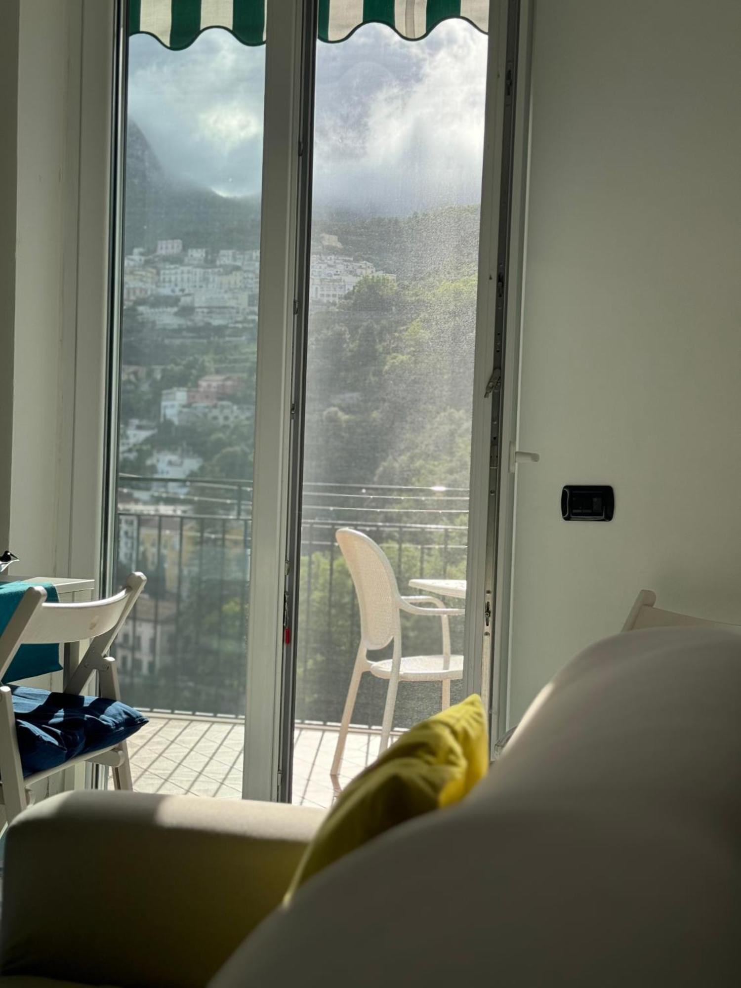 Apartamento Panoramic Flat Amalfi Coast - Sea View 1 Vietri Exterior foto