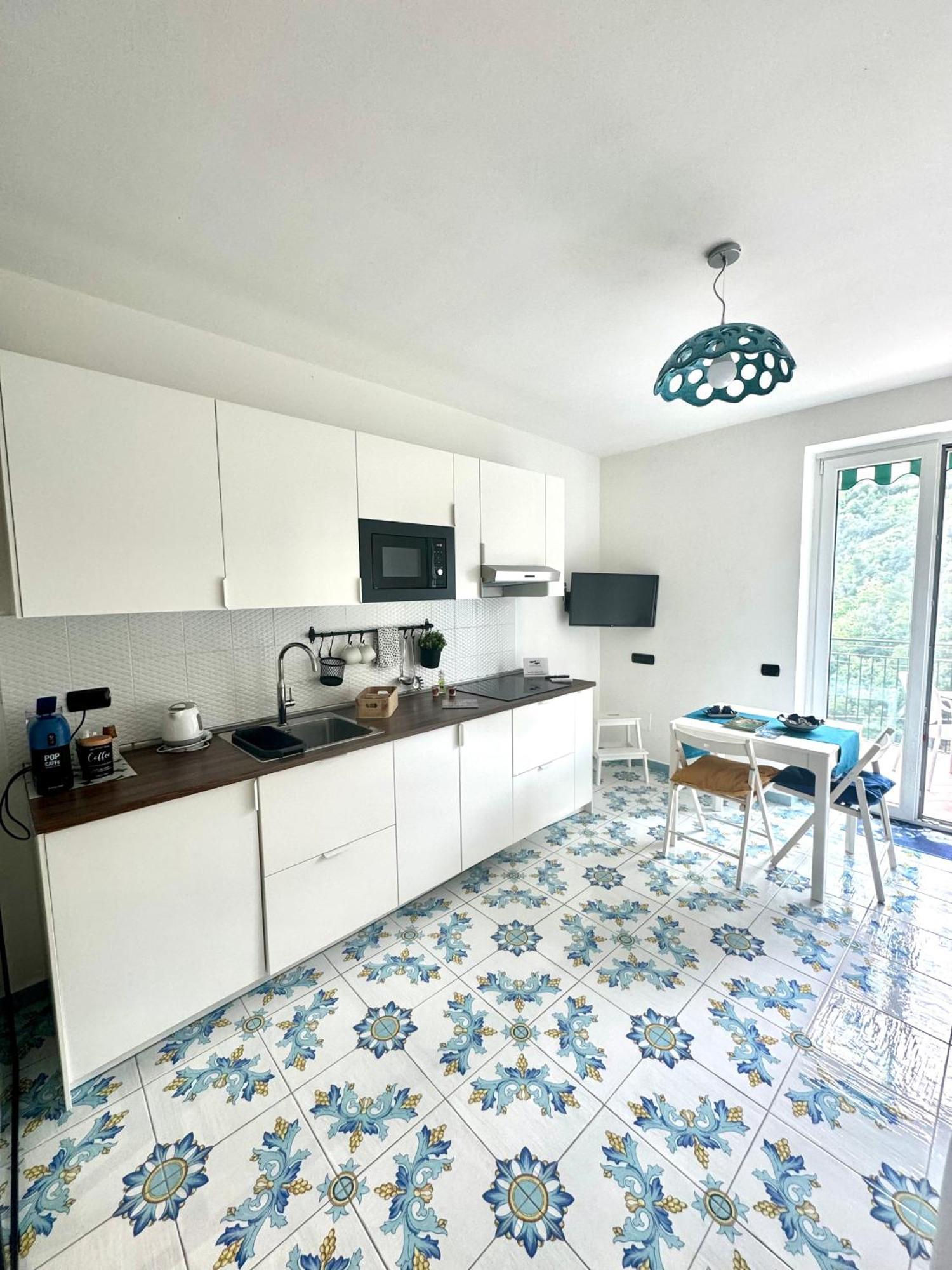 Apartamento Panoramic Flat Amalfi Coast - Sea View 1 Vietri Exterior foto